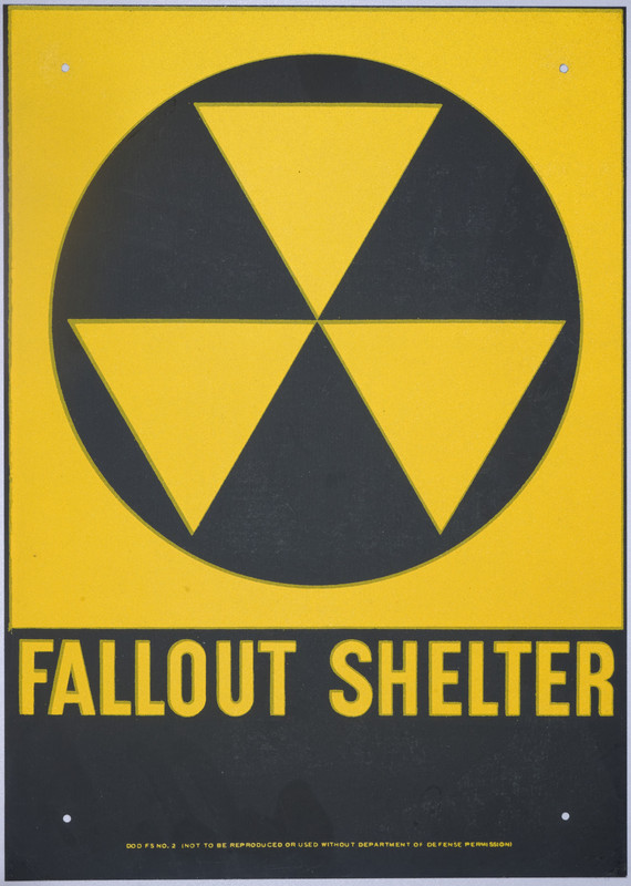 Fallout_shelter_sign_(US)