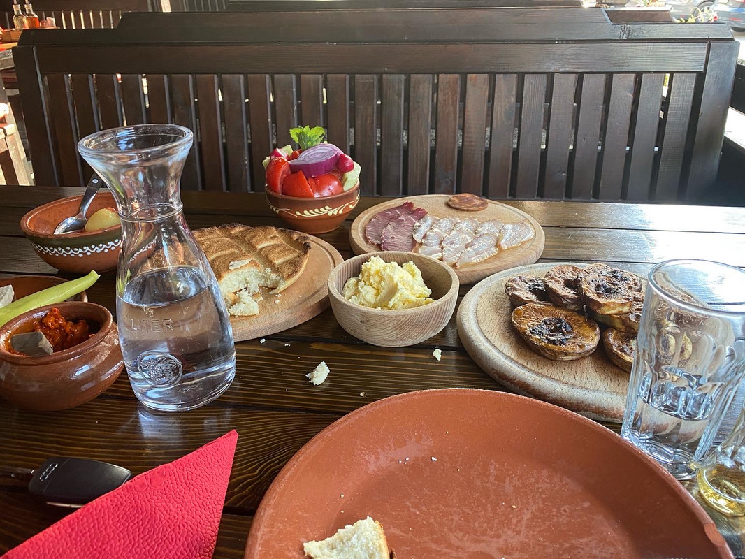 F6757DEE-A14C-427A-AF2E-2A7DEC70E50C