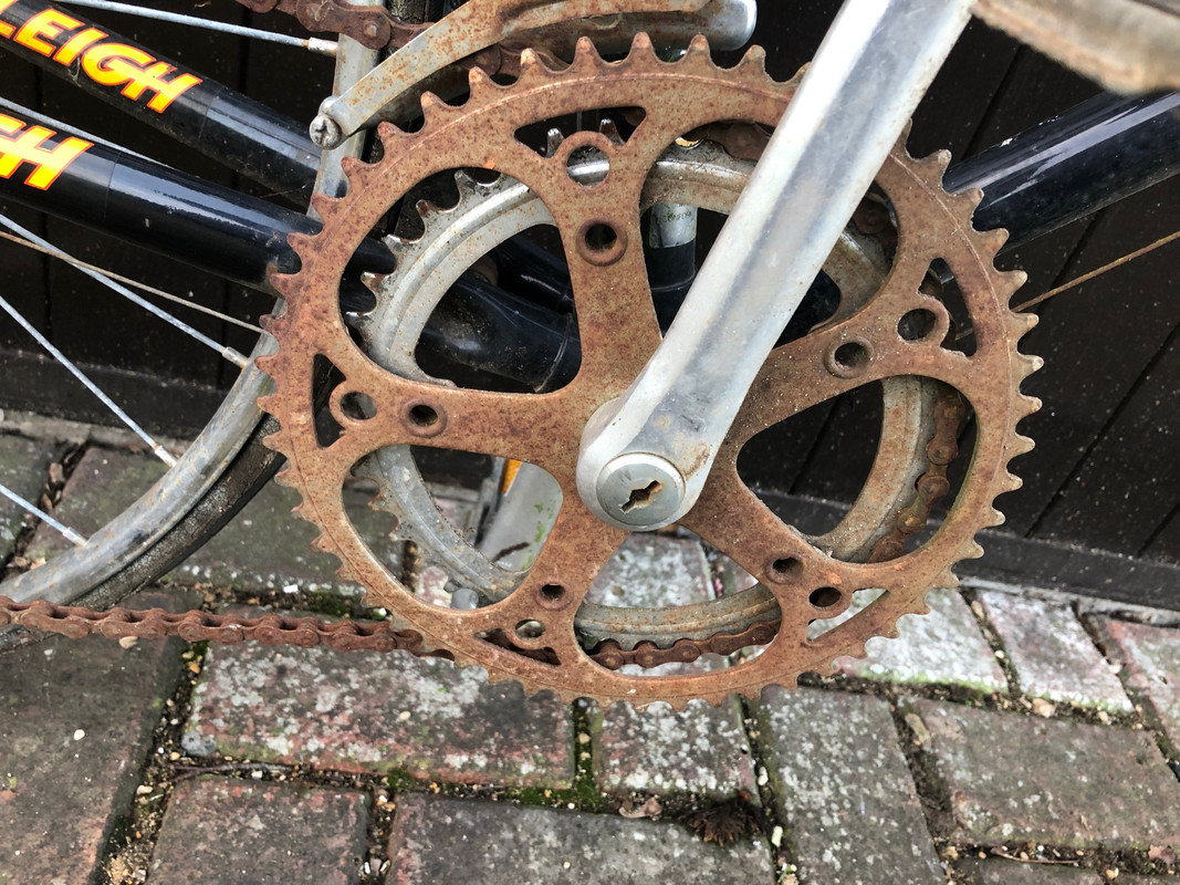 24A5387D-5CC4-44F0-BA81-1D652F624E9E