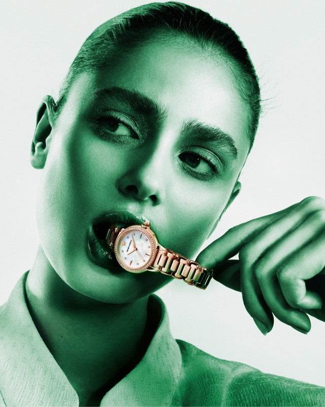 Emporio Armani, gli accessori green SS23 Emporio Armani, gli accessori green SS23
