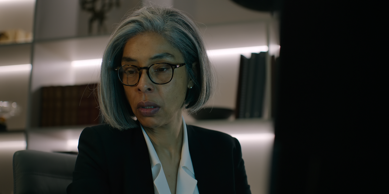 Slow.Horses.S03E04.Uninvited.Guests.2160p.ATVP.WEB-DL.DDP5.1.H.265-NTb_new.mkv_snapshot_32.59_[2023.