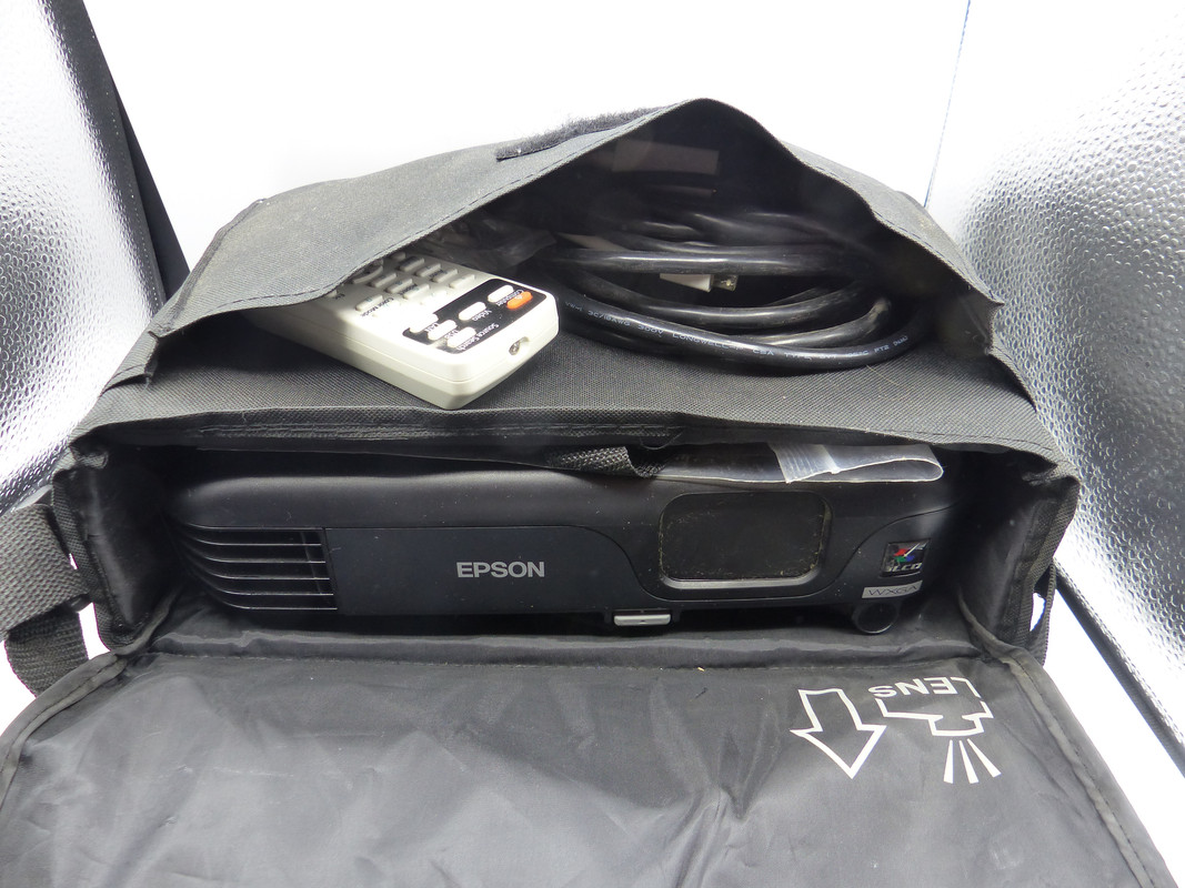 EPSON H428A POWERLITE 1261W 3LCD PROJECTOR 100 LAMP HOURS