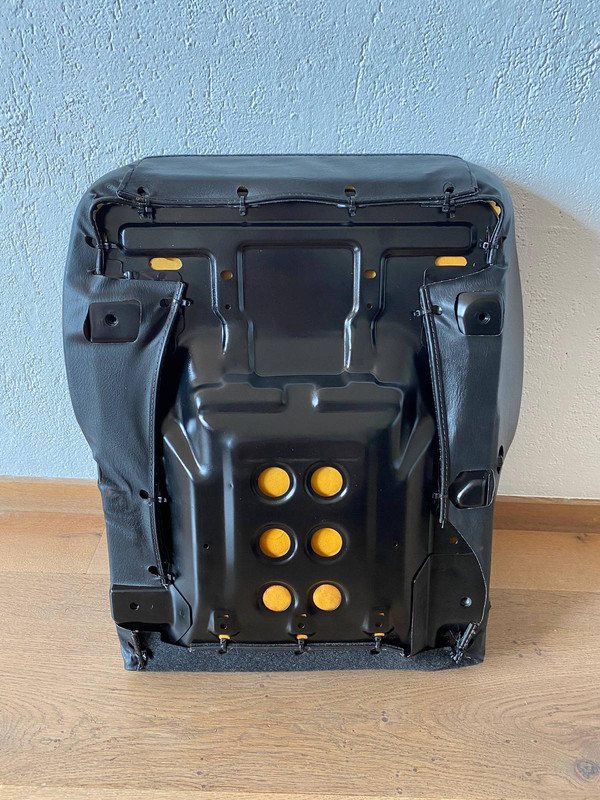 [Immagine: Whats_App_Image_2025_12_16_at_13_38_37_(3).jpg]