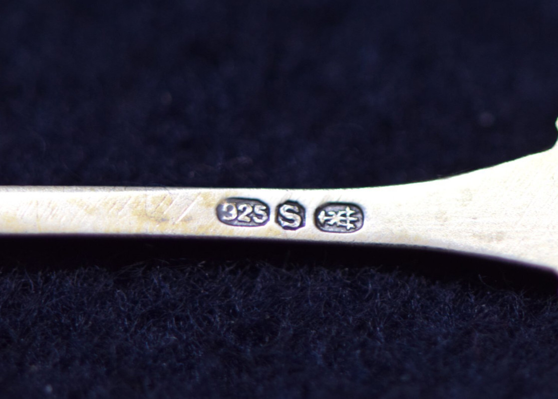 F50BB9C4-F442-400F-8FAE-075EB17DF0F4