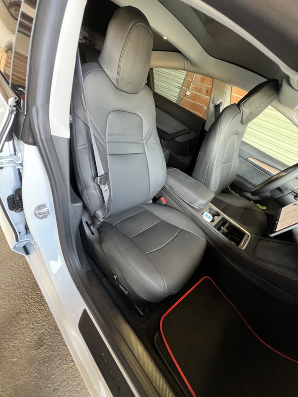 B82A5944-1AD1-4F10-B79E-4AAF0B94F493