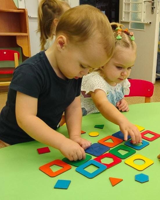 photo 5278479163310411761 x