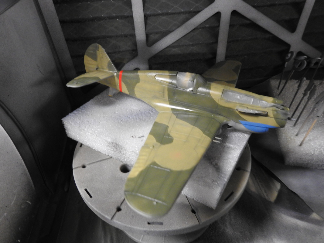 Curtiss P-40C Hawk, Bronco 1/48 - Sida 3 DSCN2105