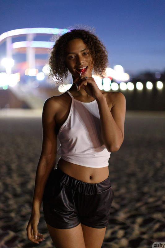 full_022_1122481804040359