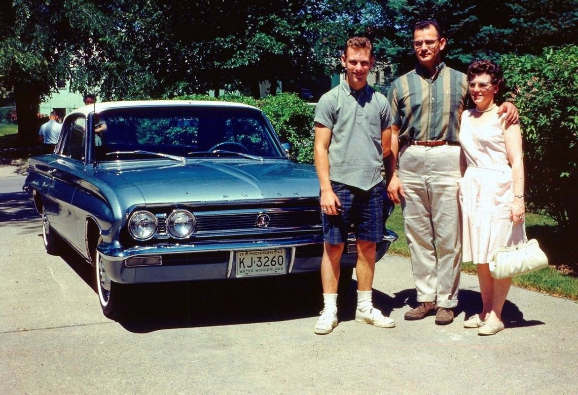 D4E82E8F-1AB6-41C5-AE9C-594A5B2BAE9A