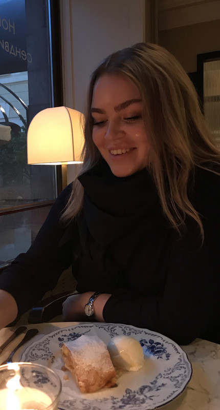 5DB283AA-8D0D-48C4-8746-603051393011