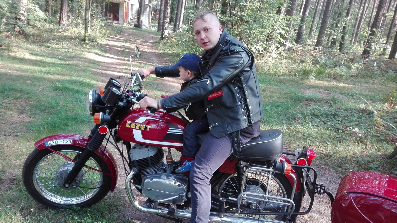 41446607_1507675799332139_1075951034917978112_n