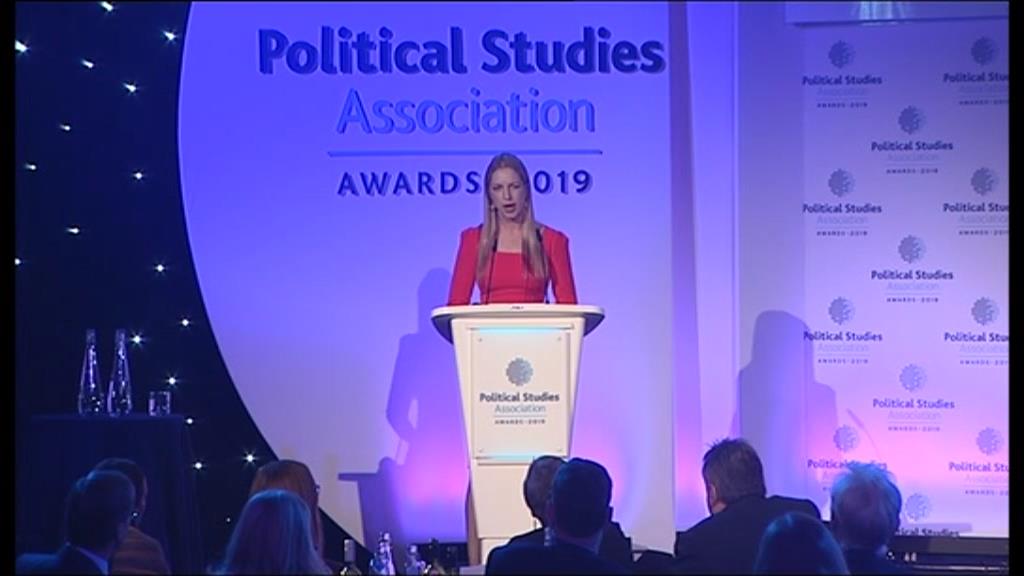 Emma Vardy_20191226_1745.mp4_snapshot_02.50_[2019.12.29_21.22.51