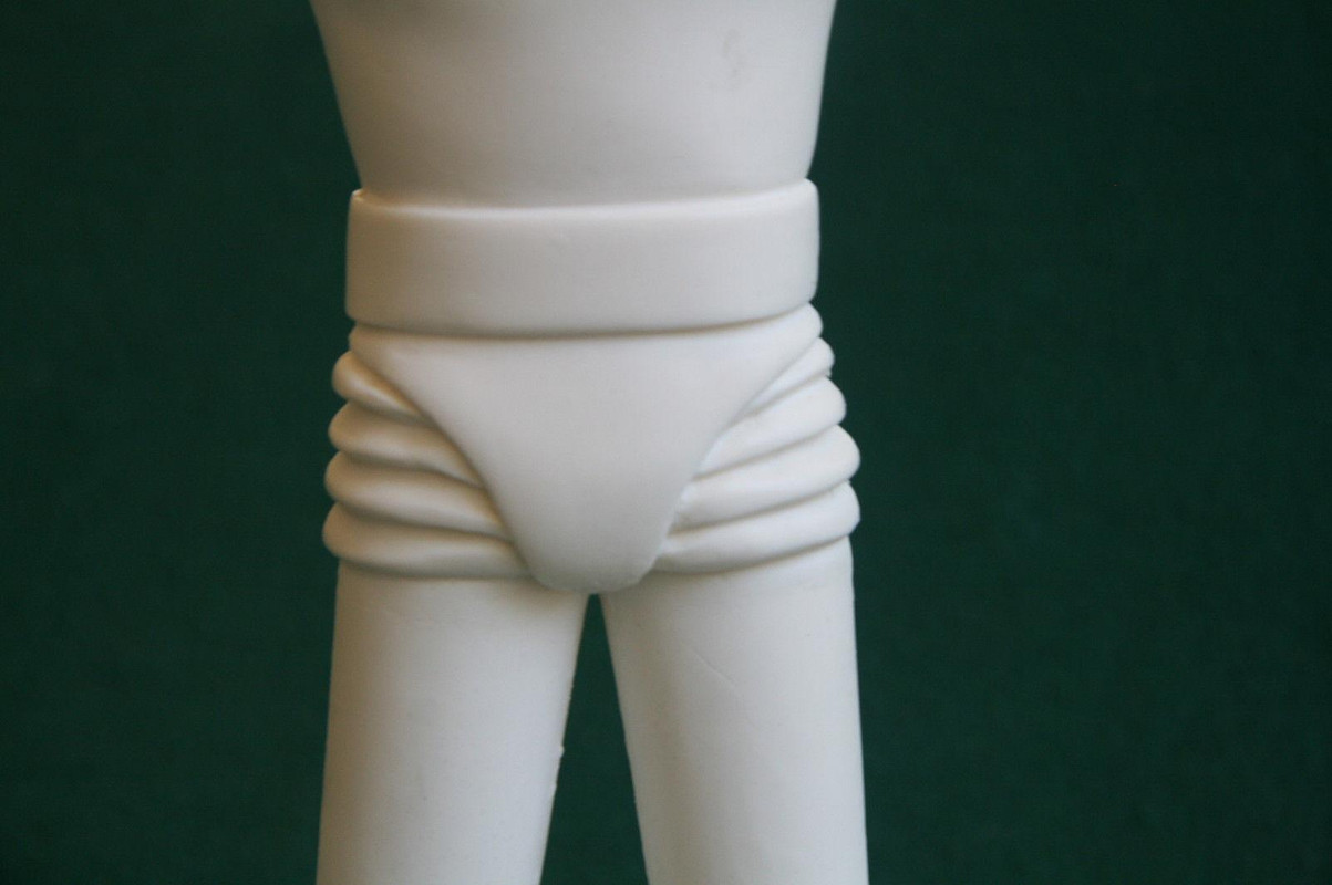 MONSTERS IN MOTION SAUCERMAN (6)