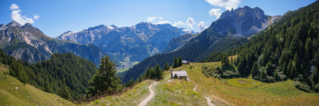 https://i.postimg.cc/261T7Qtp/DSC02347-Panorama.jpg
