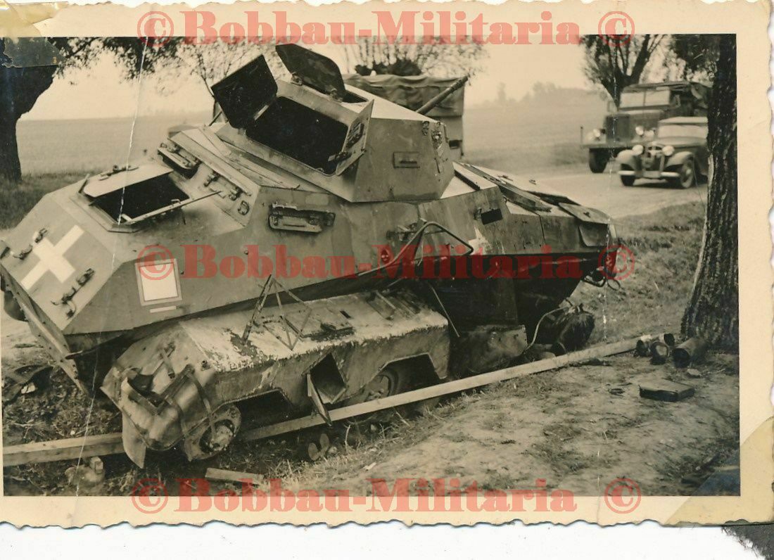Polen vor Brest Litowsk combat zerstörtes SdKfz 232 Panzerspähwa