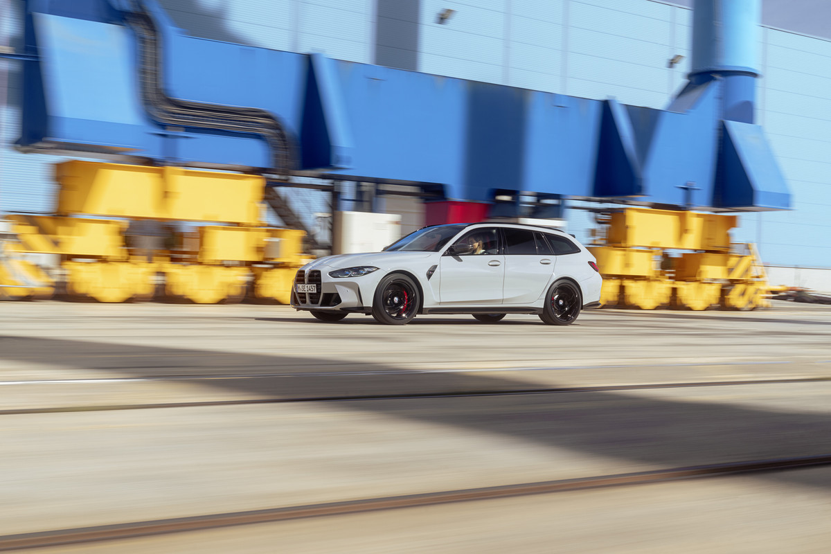 P90468111_highRes_the-first-ever-bmw-m