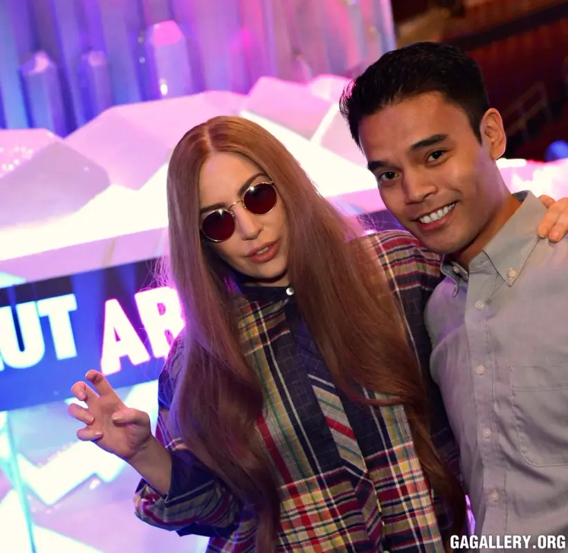 5-15-14-Absolut-Lounge-Press-at-Wells-Fa