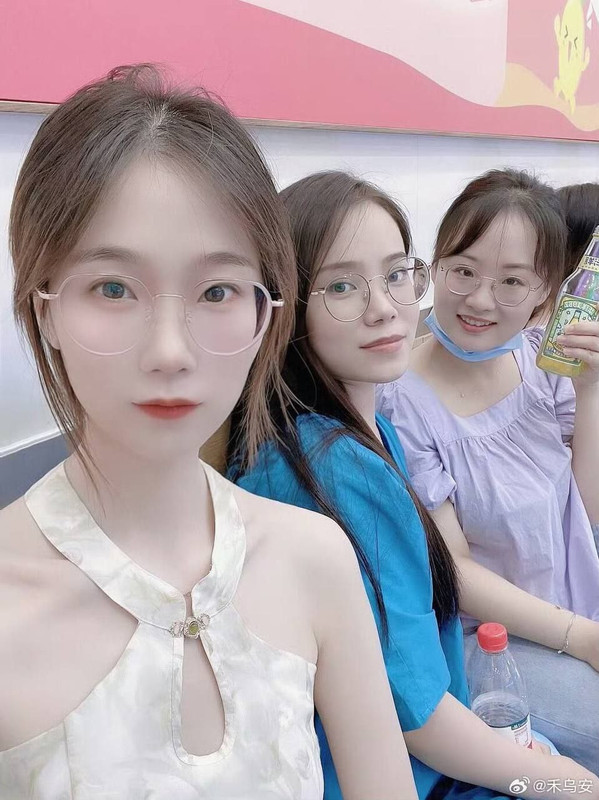 6哈尔滨医科大学， 宦雅昕，激情多人运动。三洞全开 (1)