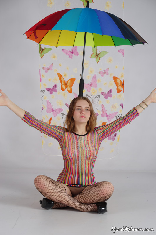 MarvelCharm_Nicolette-Rainbow-025