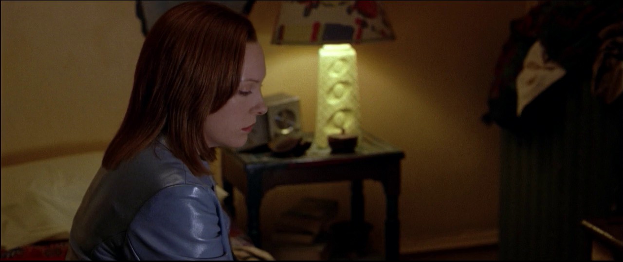 Shaft-2000-Hindi-English-Blu-Ray-1080p-x264-AVC-AC3-6ch-ESub-mkv-0005