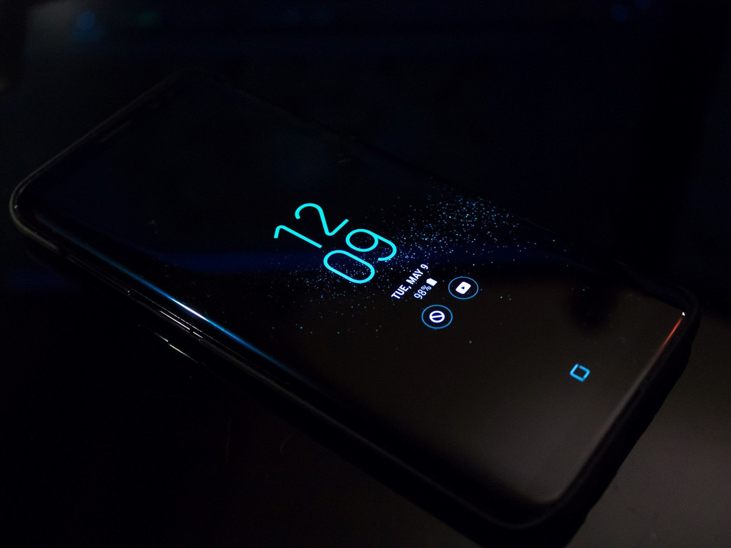 Científicos crean nuevo material más resistente que el cristal antibalas