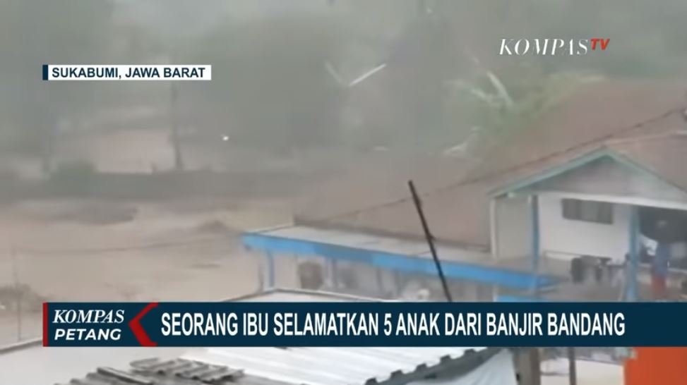 Pipit selamatkan 5 anak loncat dari banjir bandang di Sukabumi, Jawa Barat