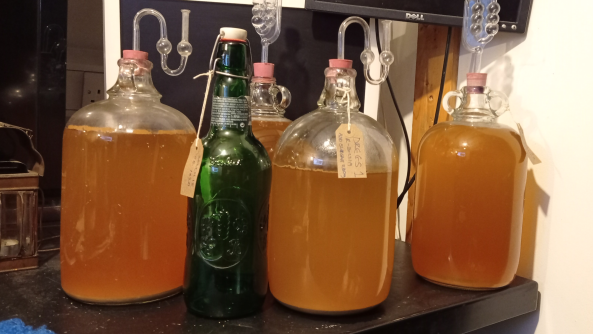 2022-12-02-155949_593x334_scrot