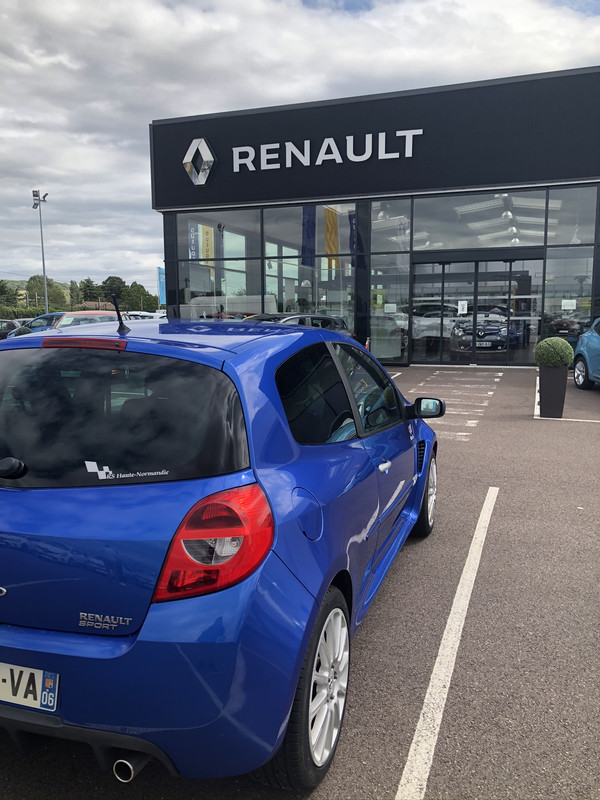 10F9BEB3-CB2E-4020-91A1-10F4CFB86D40