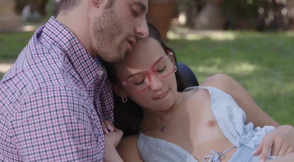 Barelylegal – Dakota Tyler – Gorgeous In Glasses