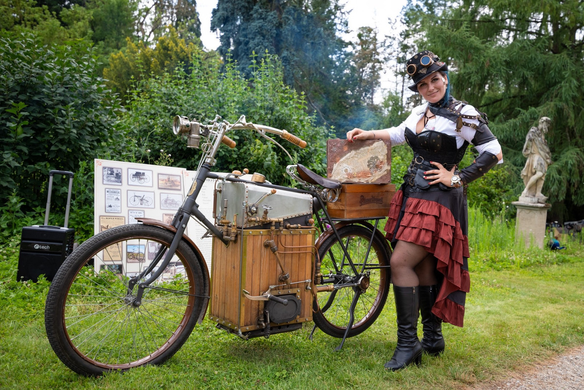 96F58EC4-3B6A-4DD6-9539-7690CF246766