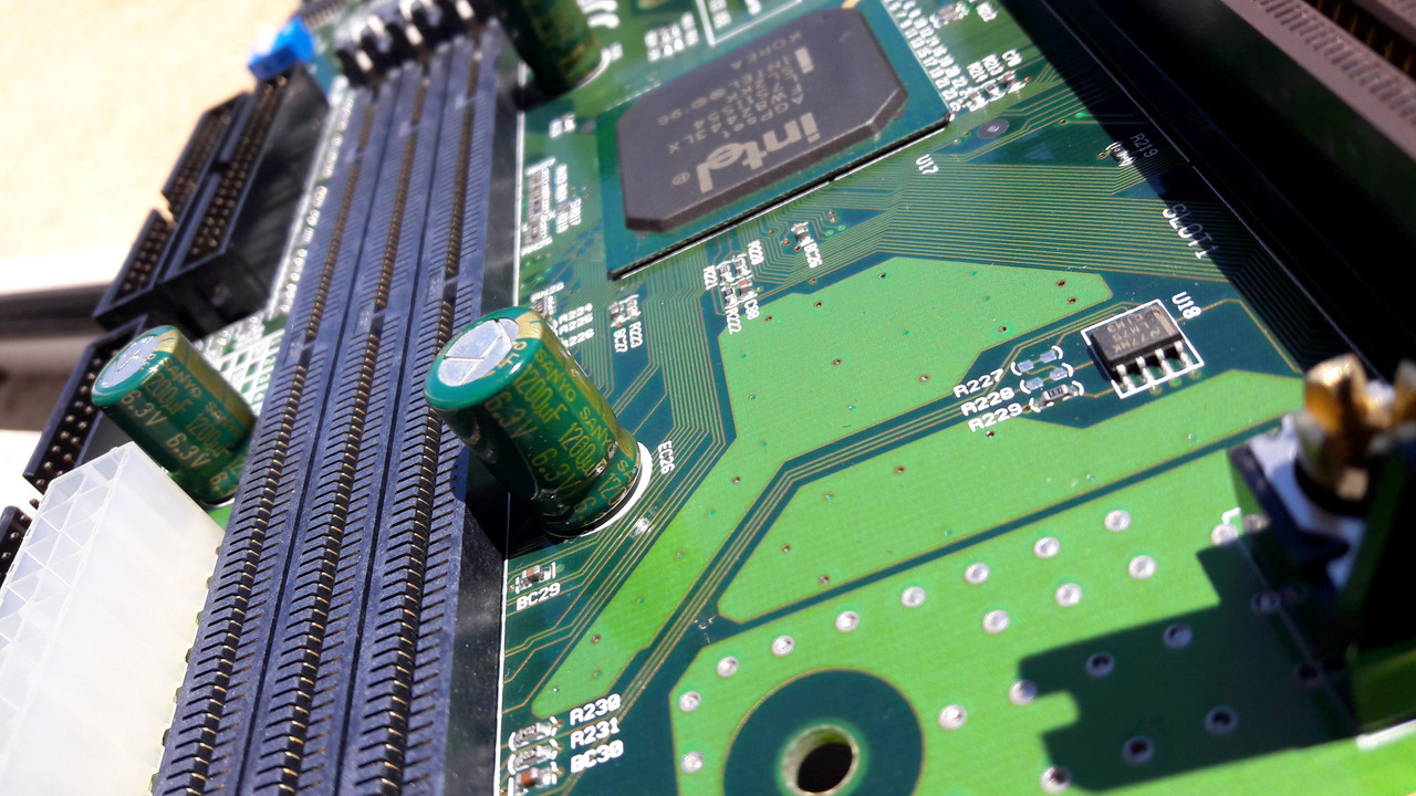 EPOX-EP-61LXA-M-P2-233-58