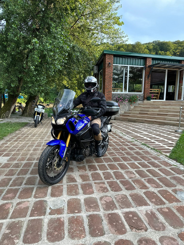 6f5793f3-ad2b-4534-aea3-bf308a8bb68c