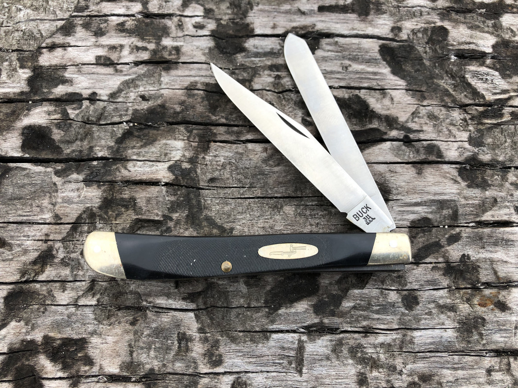 Buck_311_Slimline_Trapper.jpg