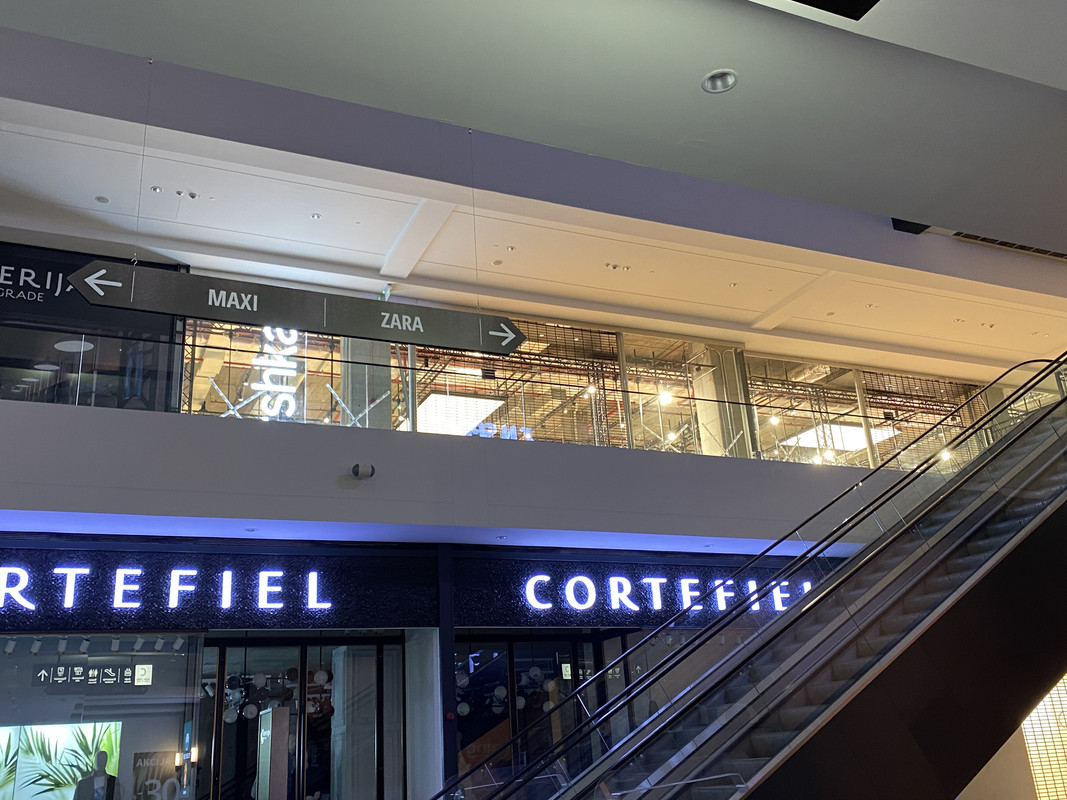 7C54A142-1ACB-4CEF-ABE7-E89B35799024