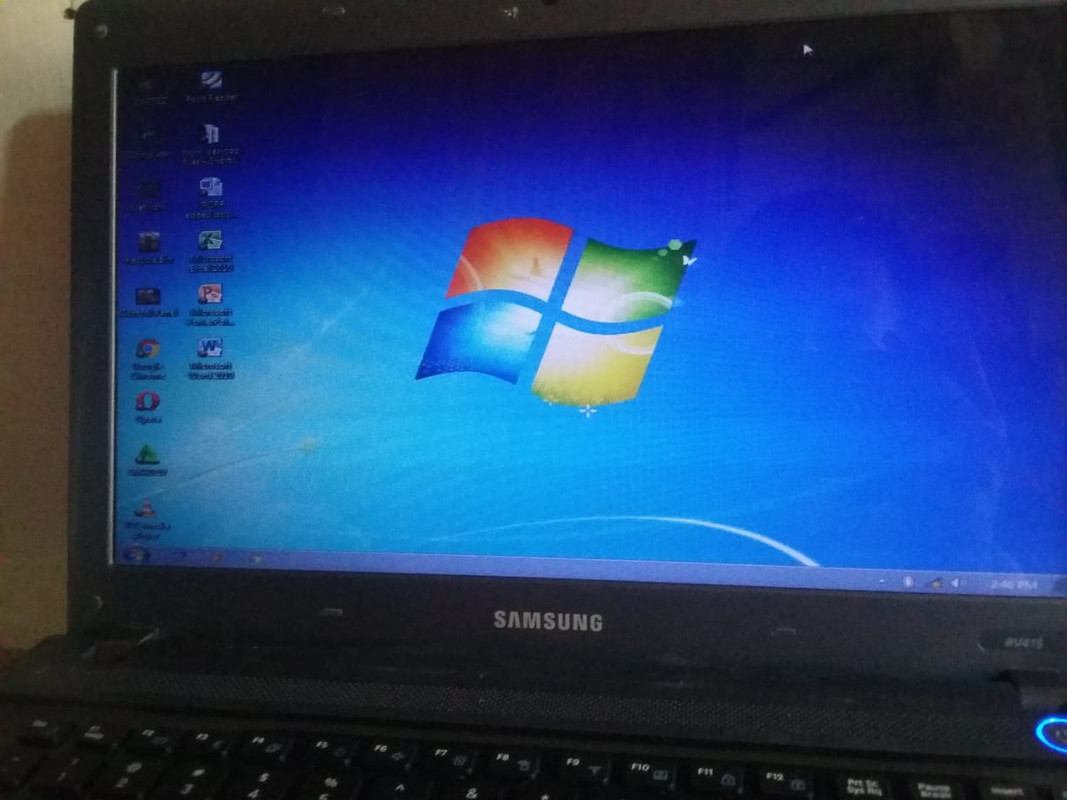 40059022_453716118448815_8296612652377964544_n