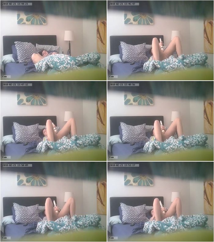 [Image: horny-girl-masturbating-with-hitachi-3.jpg]