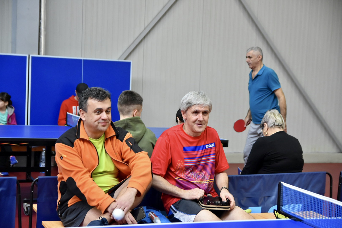 00F4D840-F22F-49D5-B524-EA5B22F0D078