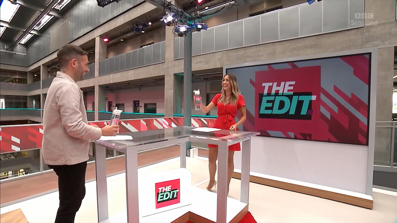 07.10 - 19.15.00 - The Edit  ᴺᵉʷ. Entertainment News And Chat With Am...-1.mp4_snapshot_07.25_[2021.
