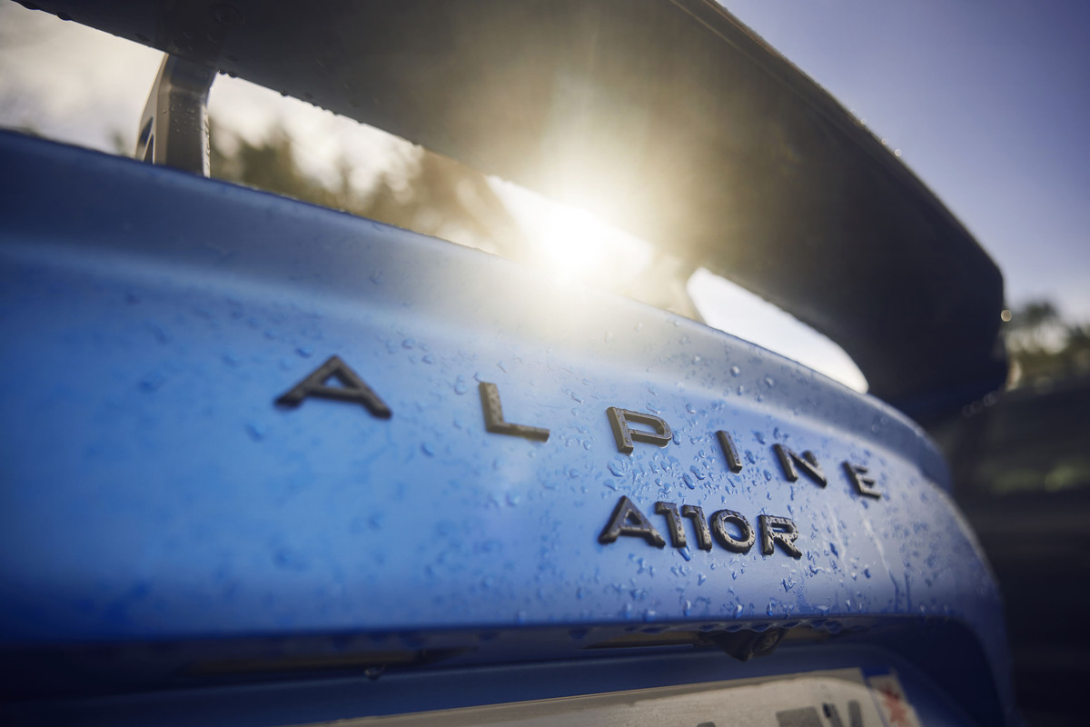 ALPINE_A110R_DETAILS_2