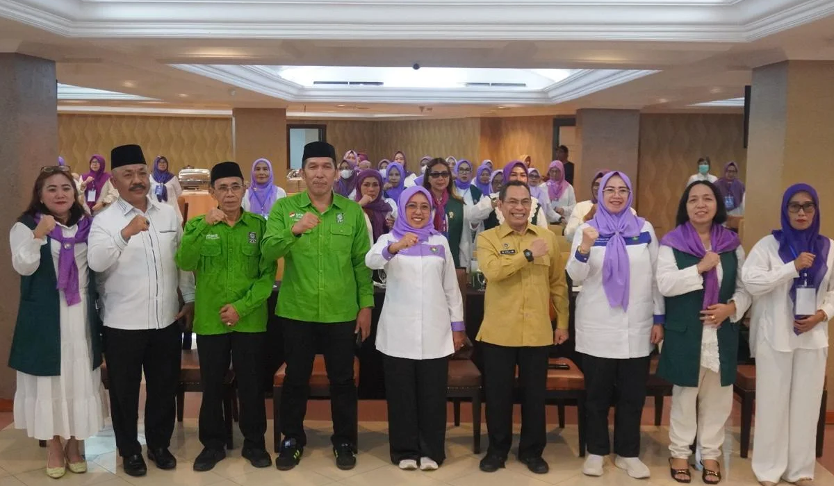 DPR RI dan BGN Sosialisasikan Program Makan Bergizi Gratis di Manado