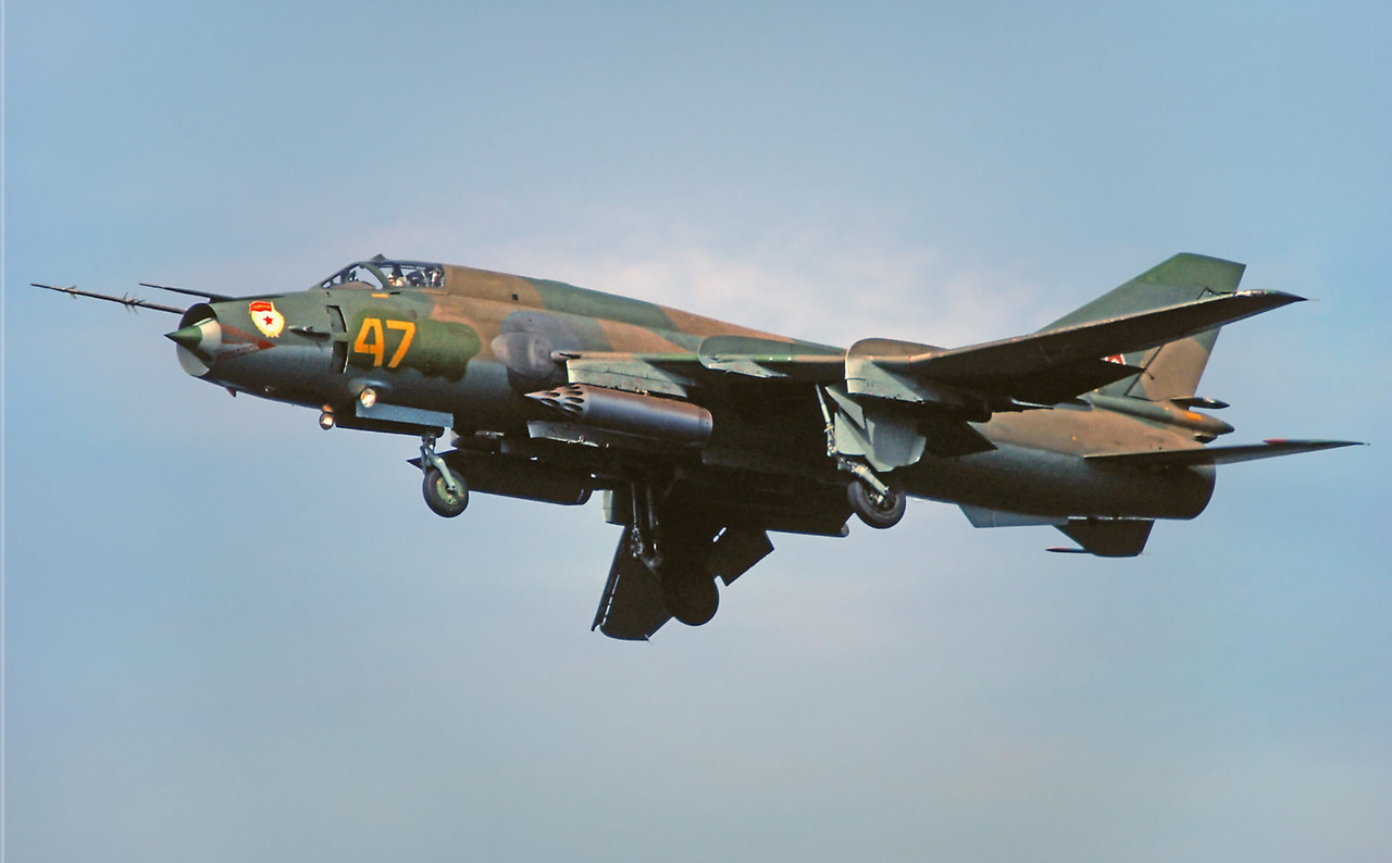 20 GvAPIB Su-17M4 47 yellow_15818 (2)b