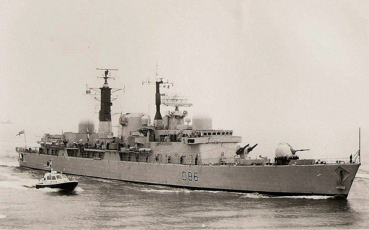 Birmingham (D.86)-12