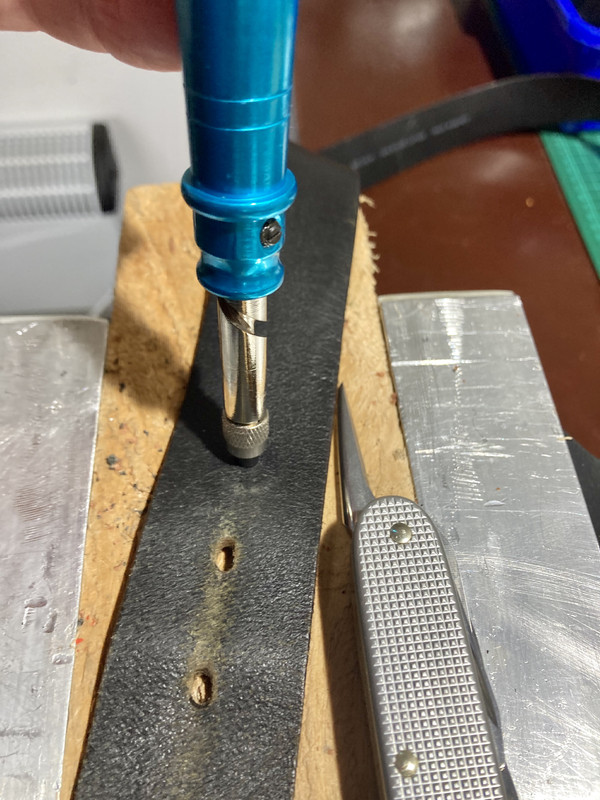 5C387AF0-4943-4D0F-8771-69A2DAB04A57