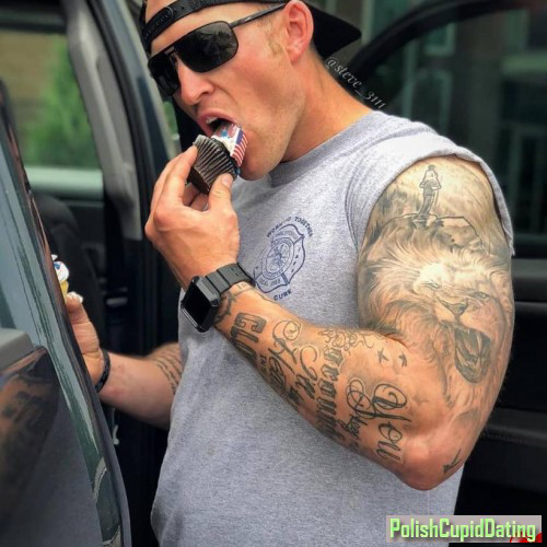 2CDB7D73-949C-415B-9779-6AC22854B897