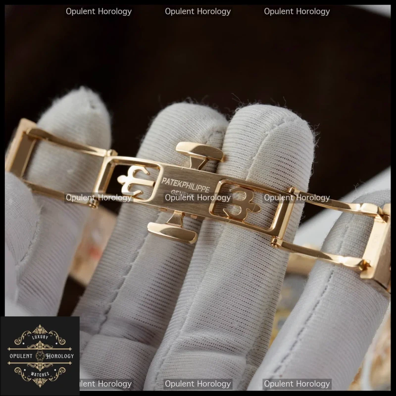 Patek Philippe Nautilus 7118 Diamond Replica 35mm Gold Plated Automatic Caliber 324 S C