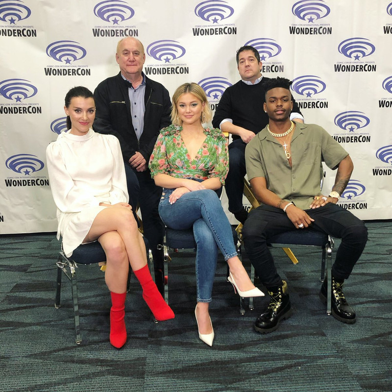 D22ty-XCUw-AA7-a-D.jpg