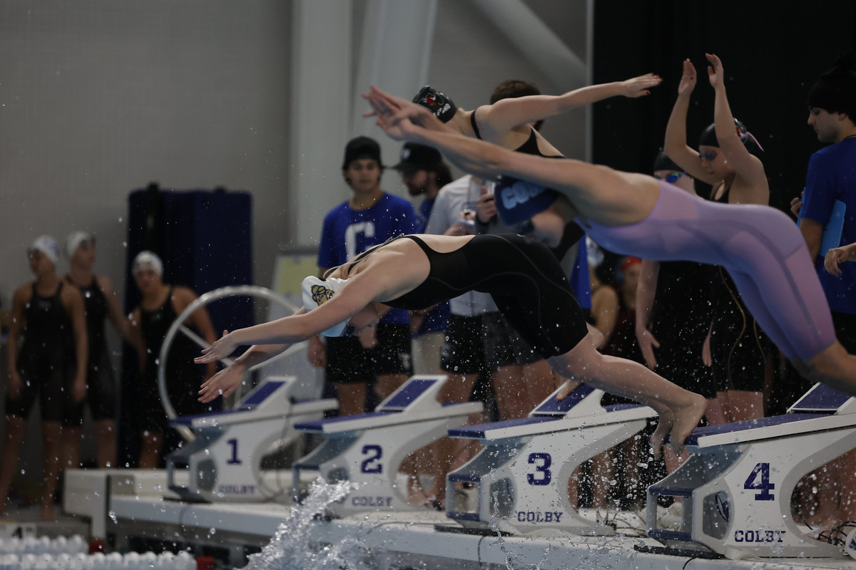 swimmeetCOMPETITION254-BANTAM SPORTS_TRINITYcollege