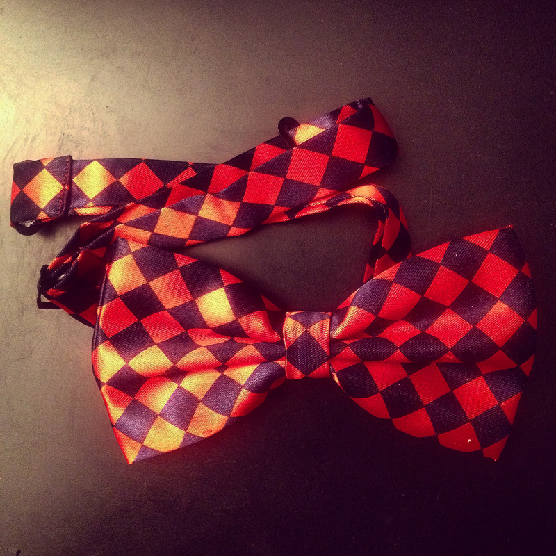 redchequeredbowtie.jpg