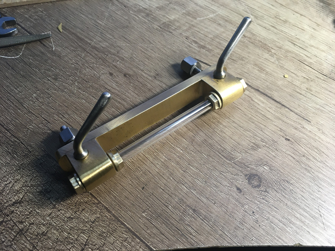 0B55D694-ED0A-4937-A340-85D91B215983