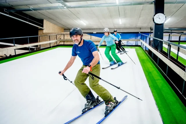 snowsports-zwolle-foto-bureau-hanze-e1599229471986.webp